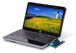 Fujitsu LIFEBOOK AH531 (AH531MRSB3RU)